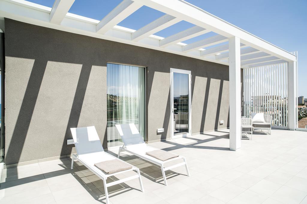 Hotel Bernard San Benedetto del Tronto Exterior photo